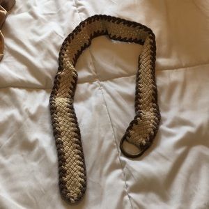 Green and cream belt